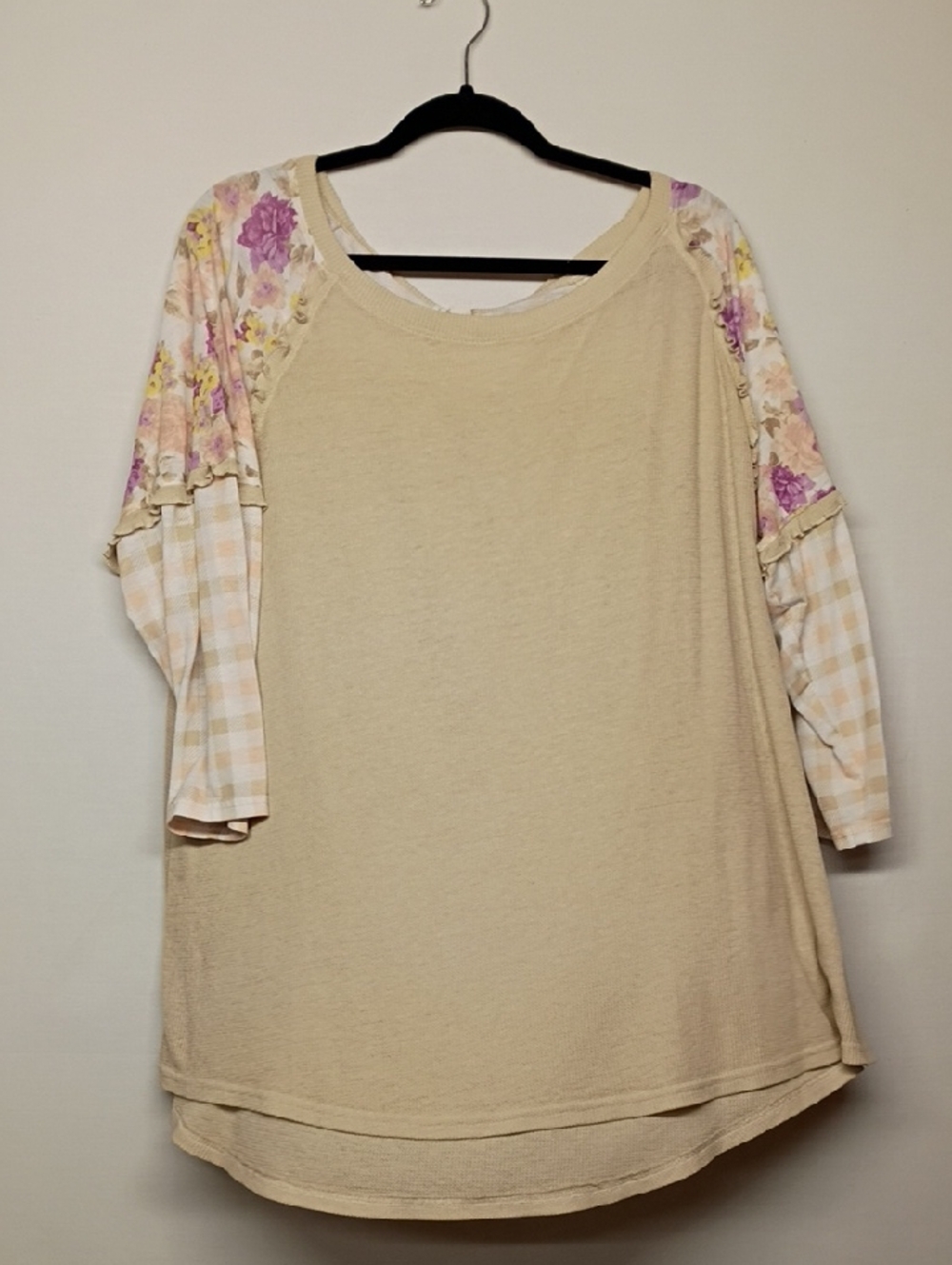 Cato Beige Raglan 3/4 Sleeve Top with Floral & Plaid Sleeves